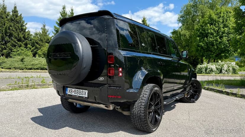 Land Rover Defender 110 3.0 I6 P400 MHEV X-Dynamic HSE A/T