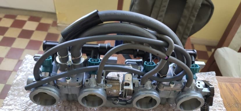 Teleso škrtiacej klapky Honda CBF1000