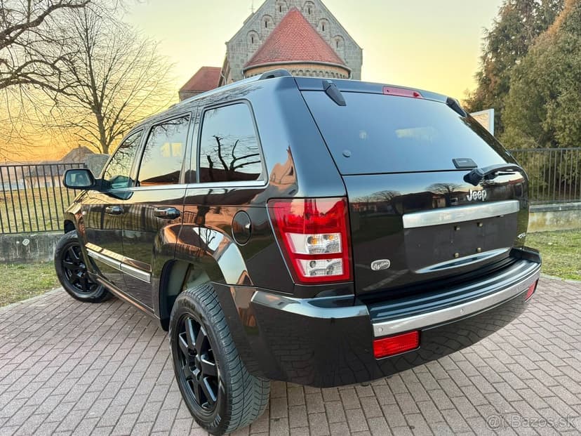 Jeep Grand Cherokee Overland 3.0CRD 160KW-Šiber-CH
