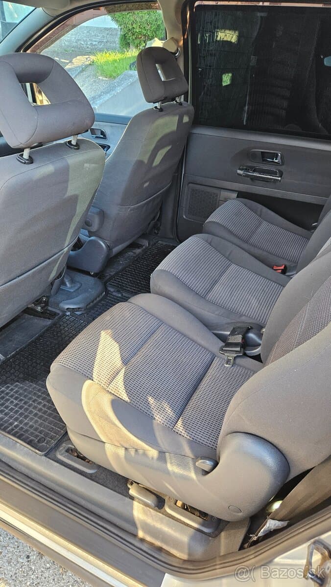 Predám Volkswagen Sharan 1.9tdi 96kw