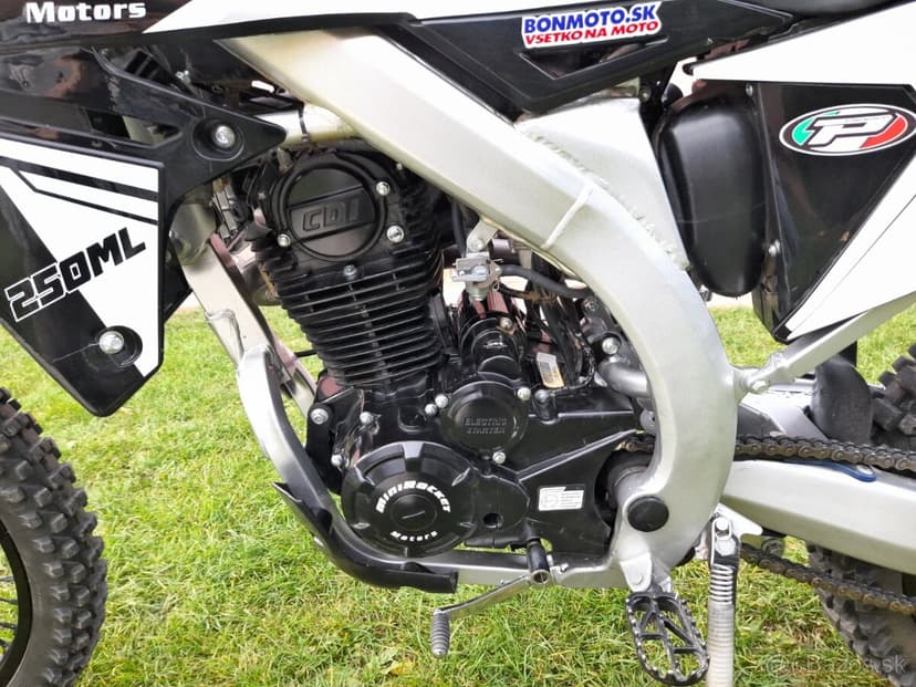 Mikilon MZK 250 (Pitbike 250)