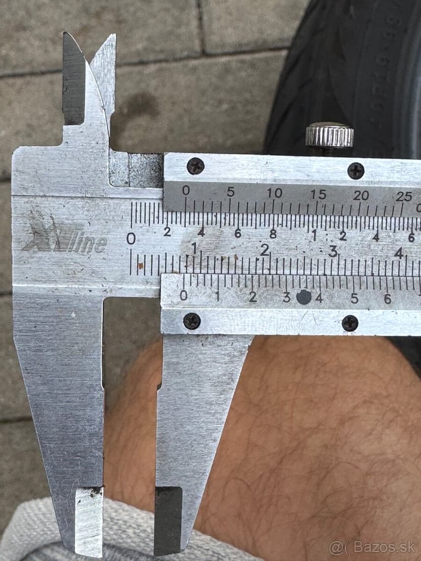 LEAO WINTER DEFENDER 245/40 R19