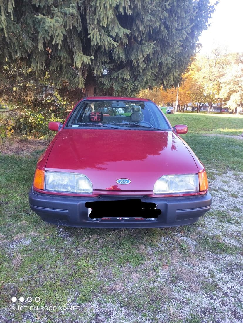Predám Ford Sierra 2,0 LX