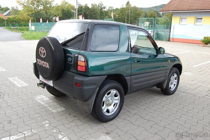 Toyota RAV4 1999 2.0 benzín