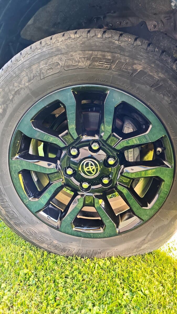 Toyota hilux sada diskov.