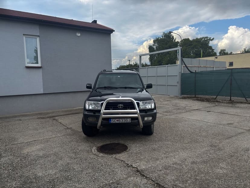 Toyota Landcruiser  4.7 V8