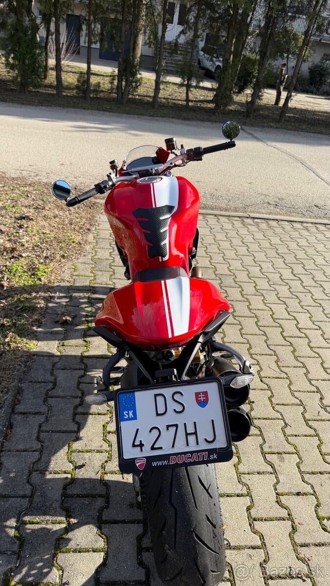 Ducati Monster 1200 S Stripe