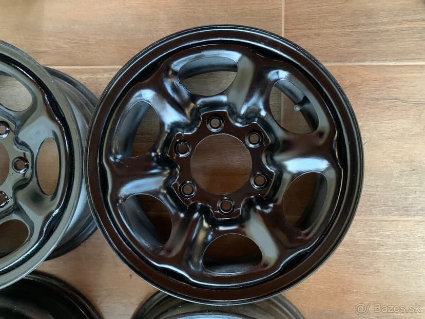 Disky Nissan Terrano 6J 6x139,7 R15