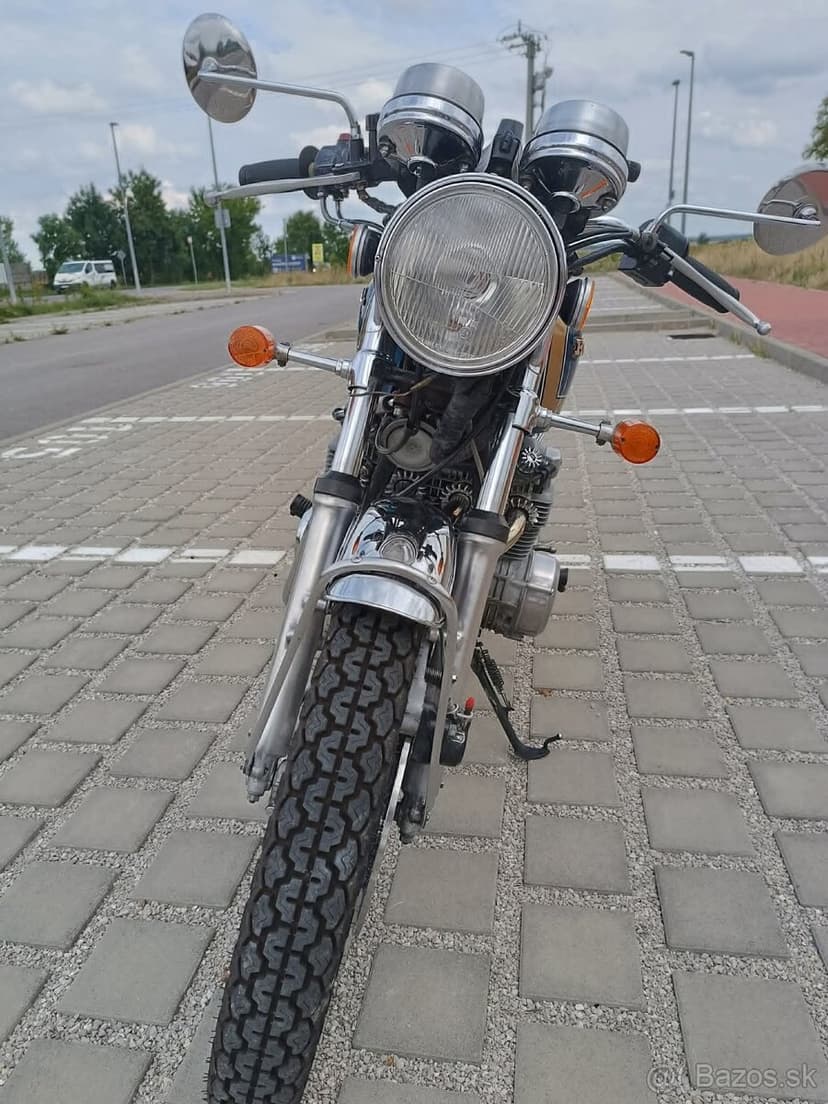 Honda CB 550 F2 super sport