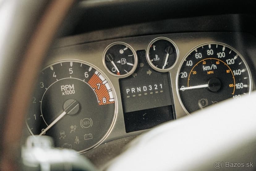 Hummer H3  3.7 BLACK Custom