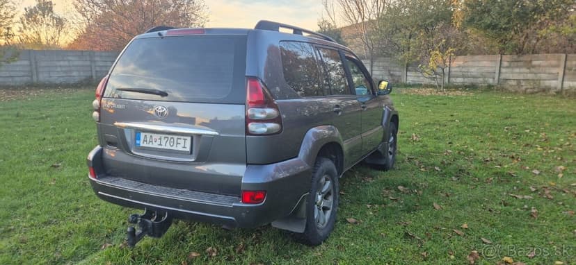 Toyota Land Cruiser 120