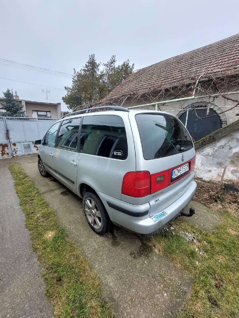 Predam VW Sharan