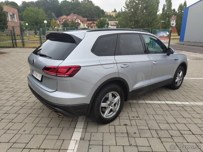 Volkswagen Touareg 3.0 -170kw