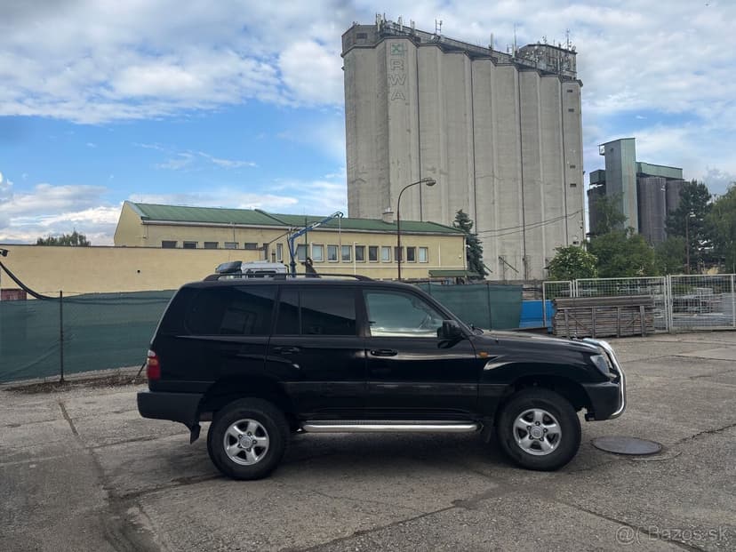 Toyota Landcruiser 4.7 V8