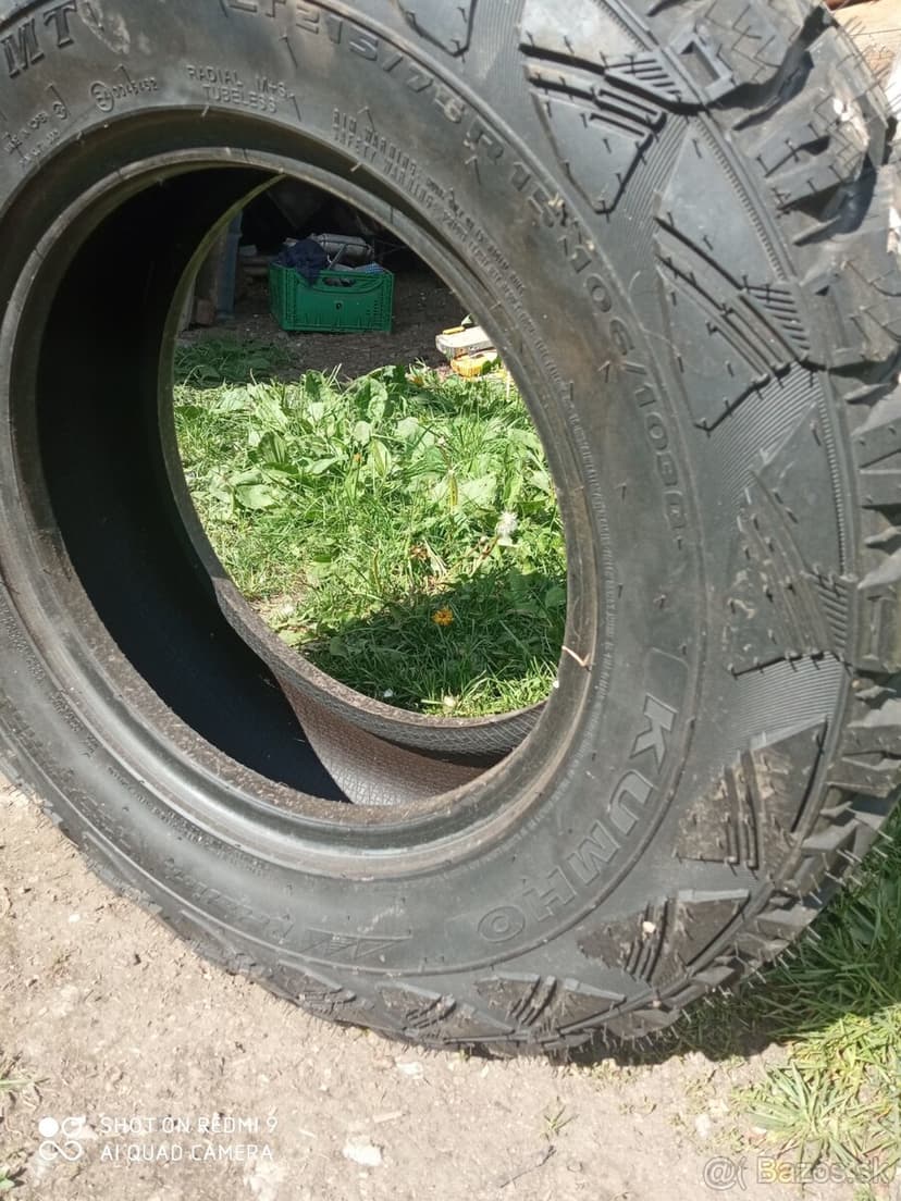 Pneumatiku 215/75, R15,Kumho LT
