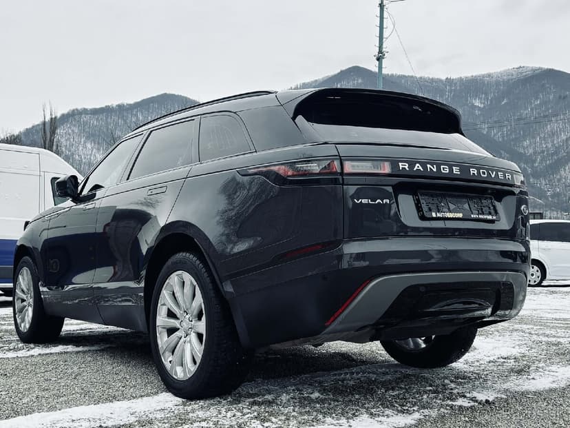 🚙 Land Rover Range Rover Velar 2.0D AWD A/T |