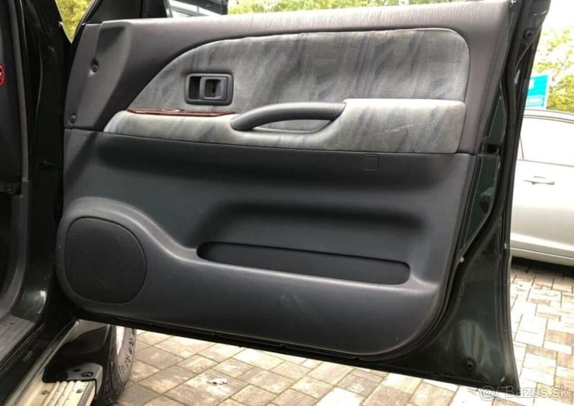 Toyota Land Cruiser 3.0 D-4D EKO ZAPLACENO nafta manuál