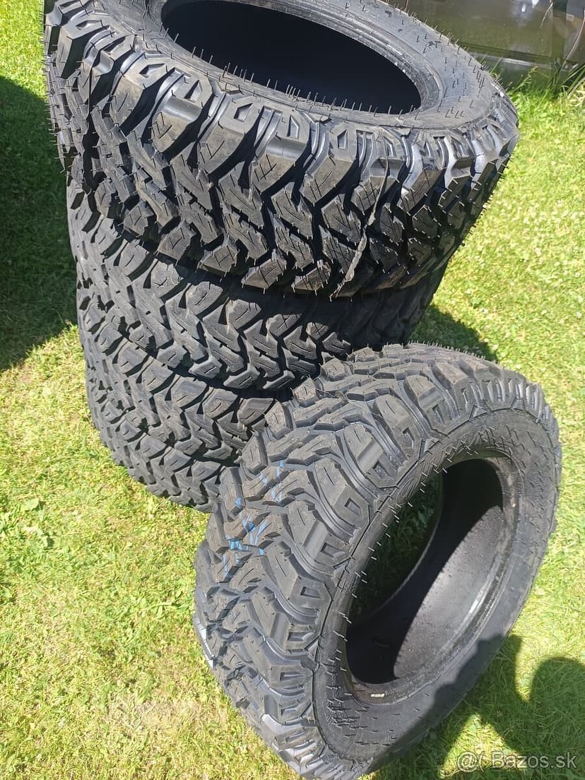 5 x 235/65 R17 VIPER equipe M+S