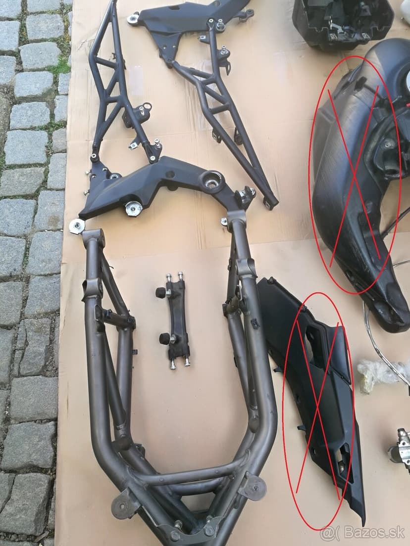 ⭐Ducati Multistrada 1200S (2010)⭐Díly⭐