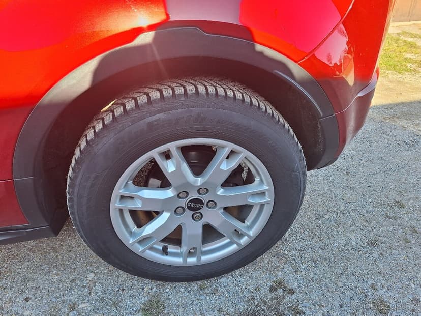 Disky so zimnými pneu Range Rover evoque