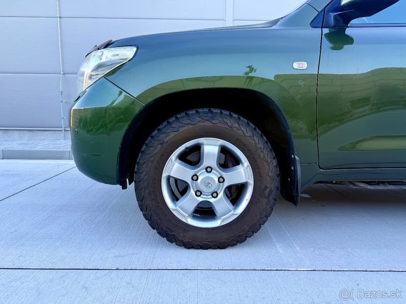 Toyota Land Cruiser 200 4.5 V8 D-4D