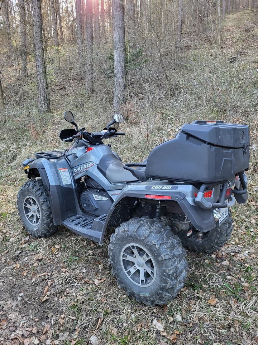 Can-am outlander 800max LTD
