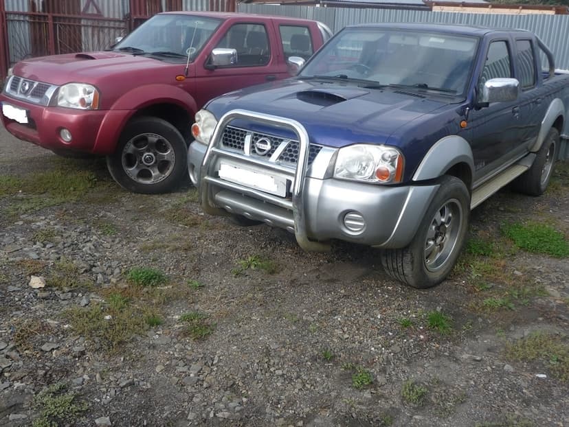 Nissan Navara D22.............nahradne diely