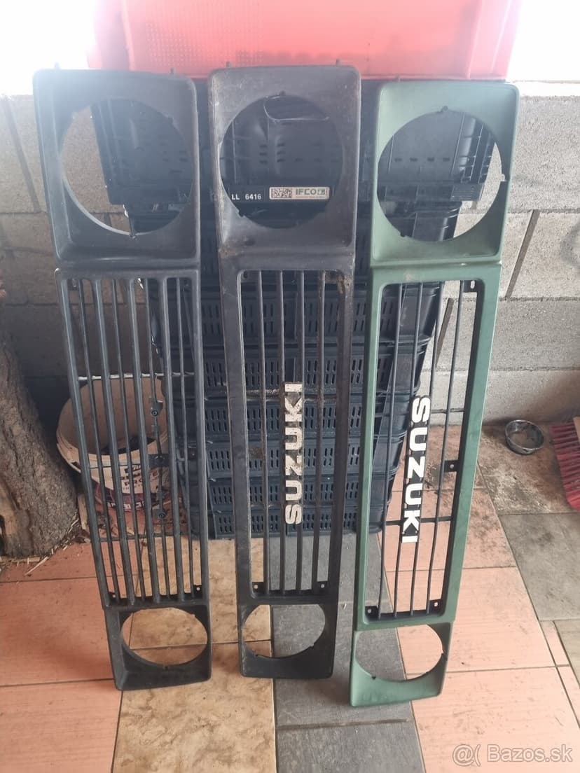 Predam na suzuki samurai chladiče, dvere, masky, skla