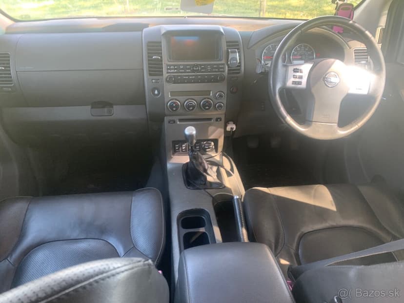 Nissan Pathfinder-2,5 Diesel-4x4..Rok-2008.Dovoz-GB-Anglicko