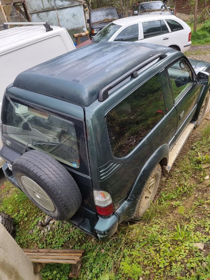 Predám Landcruiser 90