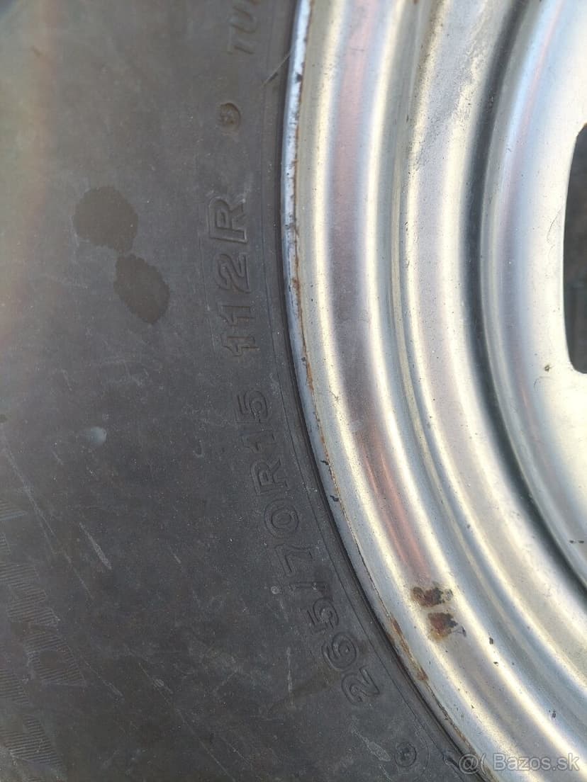 Bridgestone 265/70 r15 zimné na diskoch DOTZ 15x6j