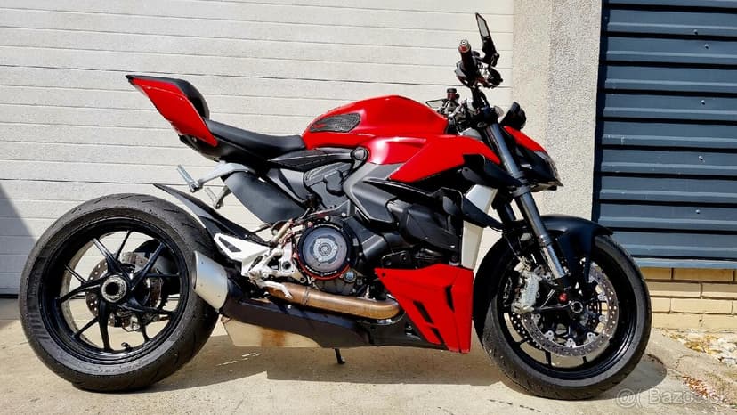 Ducati Streetfighter V2 (2022/8) v záruke