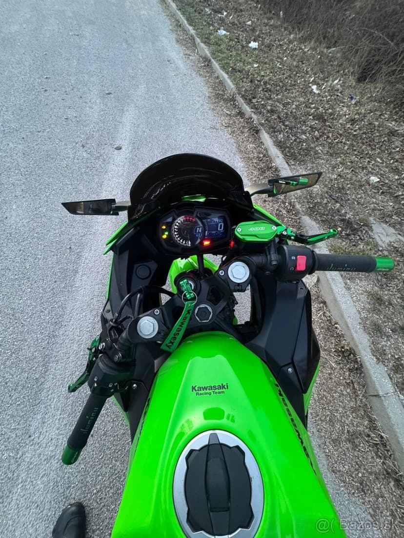 Kawasaki Ninja 400