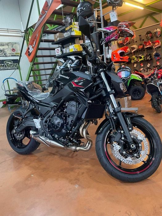 Kawasaki Z650 2025