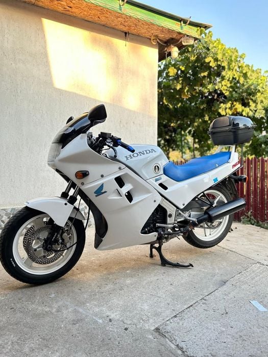 Honda VFR 750 F 1986