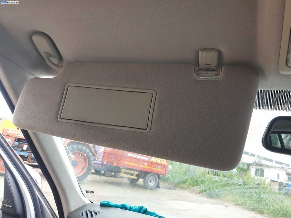 Parasolar Parbriz Stanga Sofer Land Rover Discovery 3 L319 2004 - 2009 [K5390]