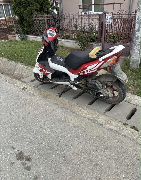 Pgo g-max 50 5 0 cc 2009