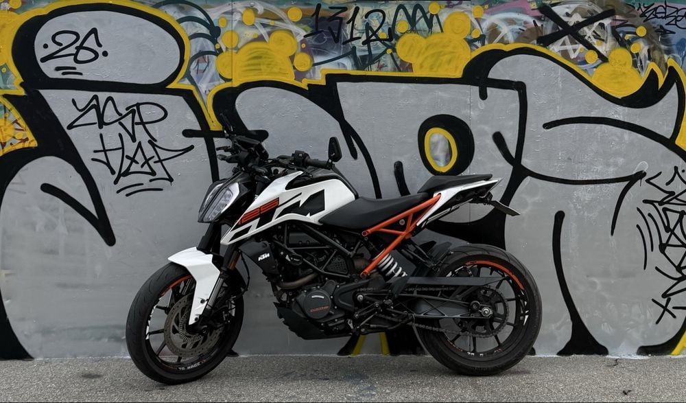 Ktm Duke 125 a1