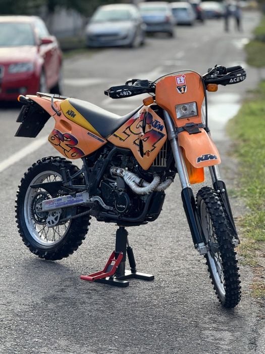 Vând KTM Lc4 620 Adventure Enduro/Înmatriculat/Pornire buton 1950€neg!