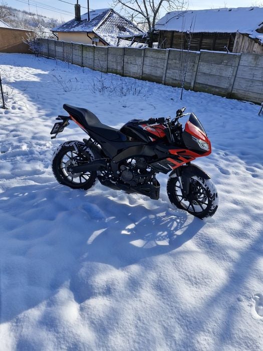 Moto aprilia 125cc