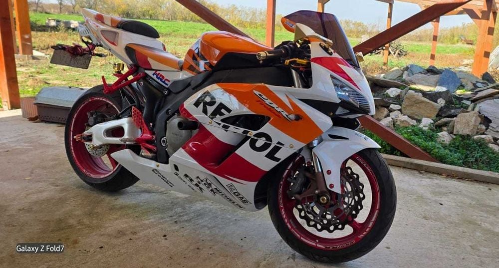Honda CBR1000RR SC57 Fireblade