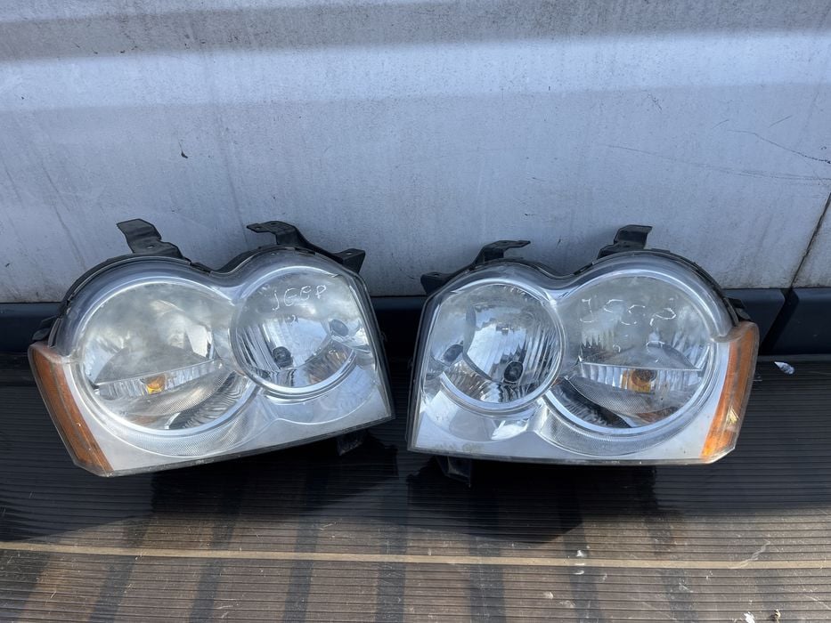 Far/Faruri Jeep Grand Cherokee 2006