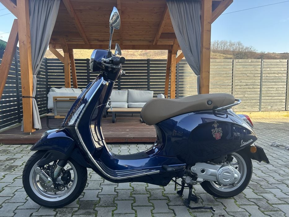 Vespa primavera 50
