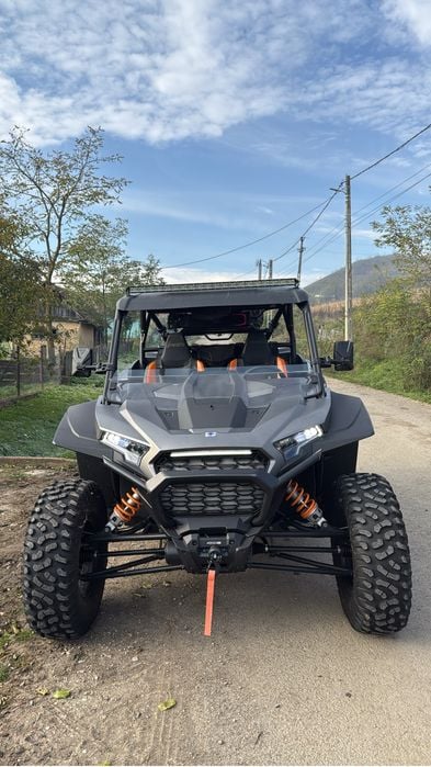 POLARIS RZR 1000 XP 2024