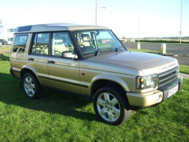 dezmembrez land rover discovery2