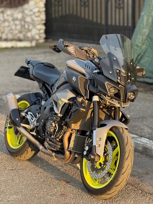 Yamaha MT10 Touring Edition