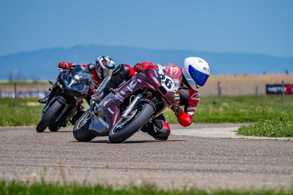 Yamaha R6 de circuit