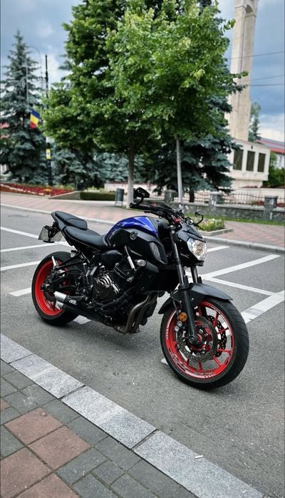 Vand Yamaha mt07 limitat a2