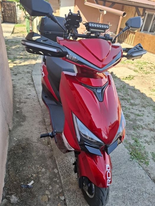 Vând Scuter RDB 2000 baterie 72 v și 20Ah