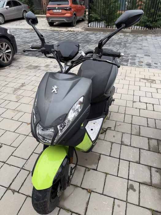 Scuter Peugeot kisbee streetzone fara permis